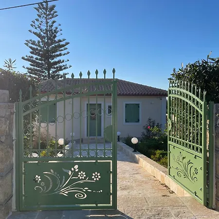 Angeliki Apartamento